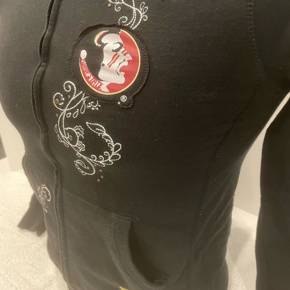 Woman’s University of Florida State FSU Seminoles jacket with pockets and hood. - Picture 2 of 7